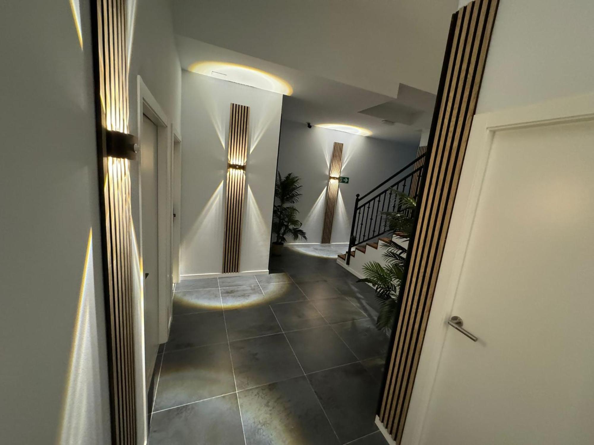 Aparthotel Ynfinity à Valence Extérieur photo
