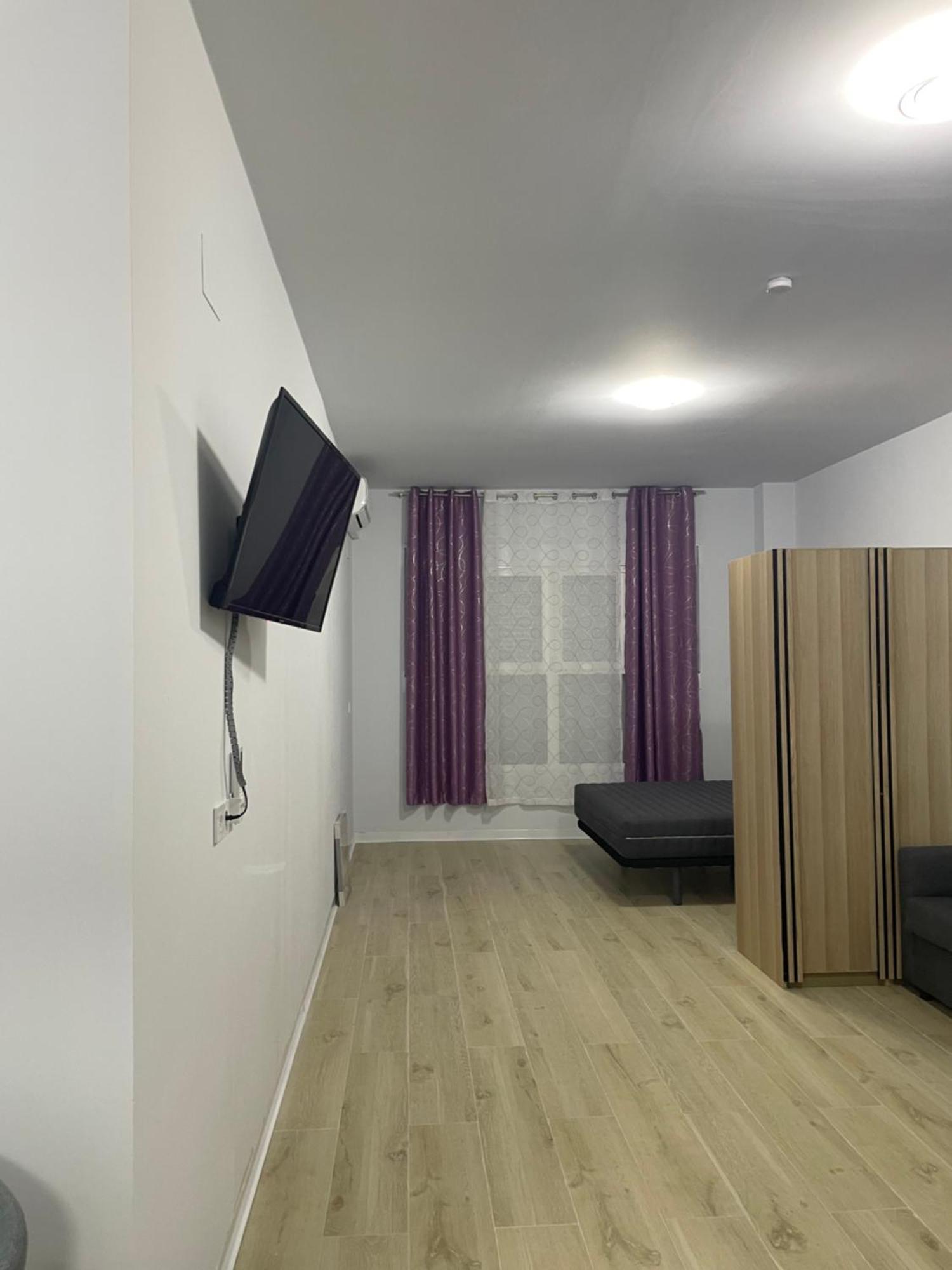 Aparthotel Ynfinity à Valence Extérieur photo